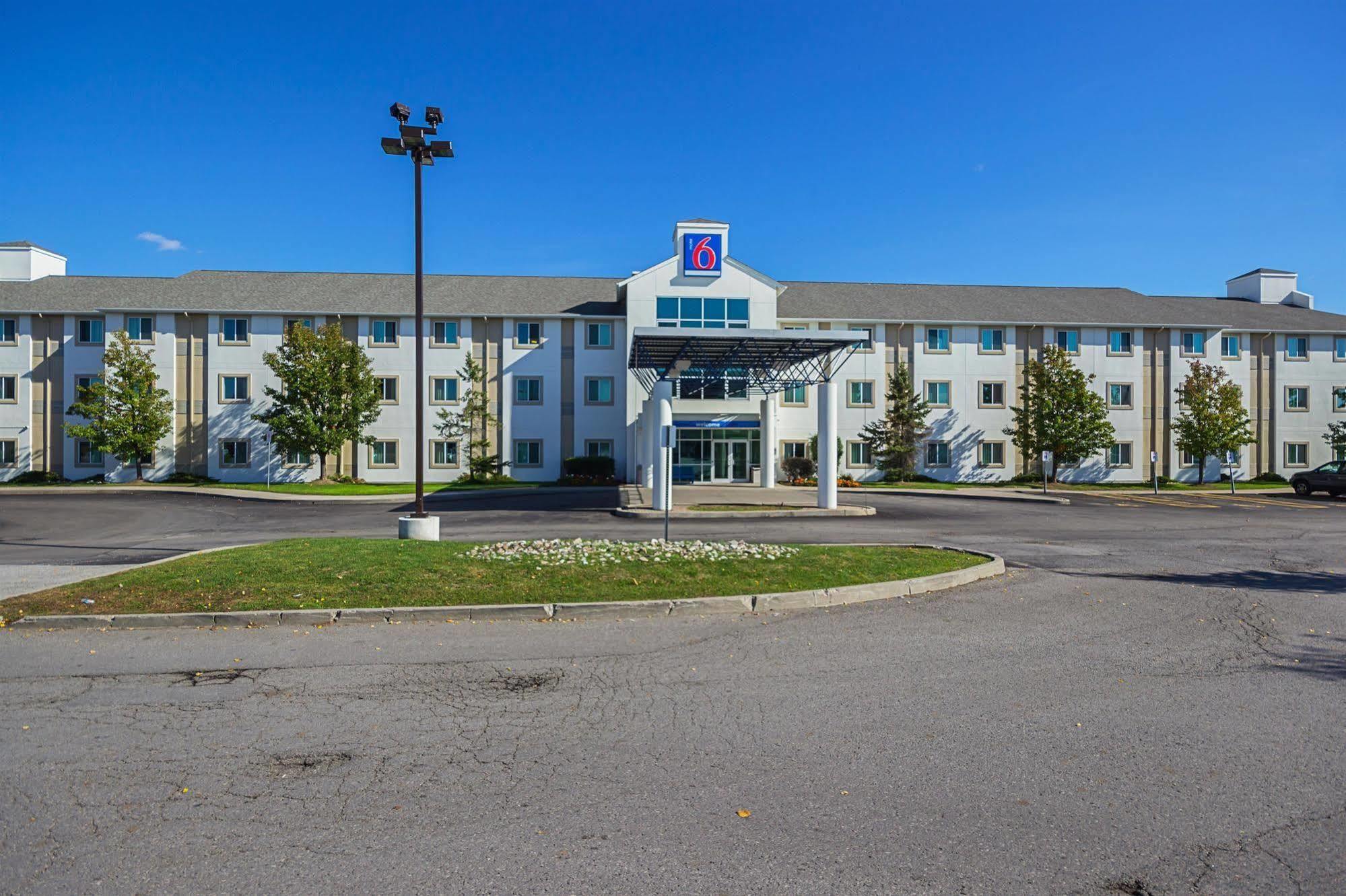 Motel 6-Whitby, On - Toronto East Extérieur photo